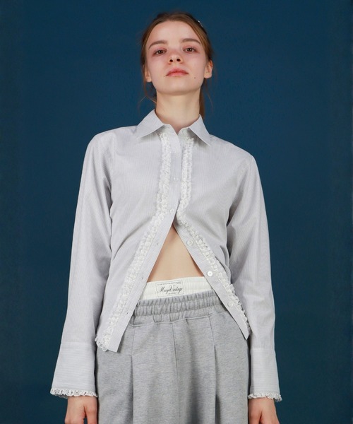 mieya mieya(ミーヤミーヤ)の「【mieya mieya】LACE TRIM SHIRTBLOUSE/レーストリムシャツブラウス(シャツ/ブラウス・レディース・ストライプ/ホワイト・FREE)」の9枚目の写真