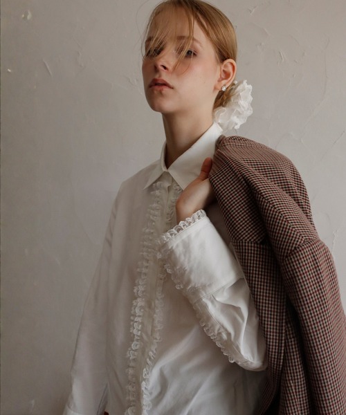 mieya mieya(ミーヤミーヤ)の「【mieya mieya】LACE TRIM SHIRTBLOUSE/レーストリムシャツブラウス(シャツ/ブラウス・レディース・ストライプ/ホワイト・FREE)」の18枚目の写真