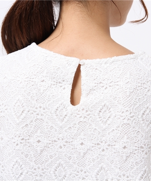 LBC（エルビーシー）の「コットン×レースノースリtee（タンクトップ・レディース・オフホワイト/オリーブ・LARGE/MEDIUM）」の3枚目の写真