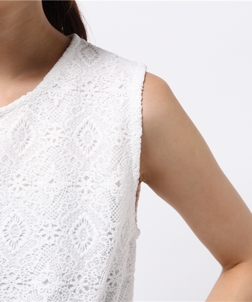 LBC（エルビーシー）の「コットン×レースノースリtee（タンクトップ・レディース・オフホワイト/オリーブ・LARGE/MEDIUM）」の4枚目の写真