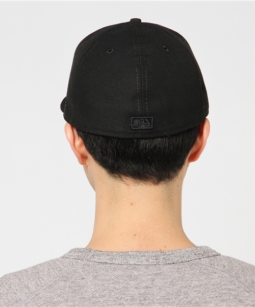 NEW ERA(ニューエラ)の「NEW ERA 59FIFTY CAP MLB NEW YORK YANKEES MADE IN USA BLACK(キャップ・メンズ・ブラック・7 3/8/7 3/4/7 5/8/7 1/4/8/7 7/8/7 1/2/7 1/8/7)」の2枚目の写真