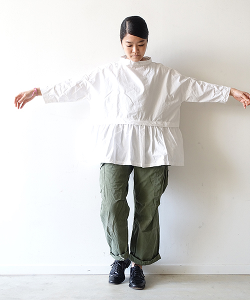 ichi(イチ)の「i c h i コットンタイプライター ブラウス(シャツ/ブラウス・レディース・グリーン/ホワイト/ネイビー・ONE SIZE)」の6枚目の写真