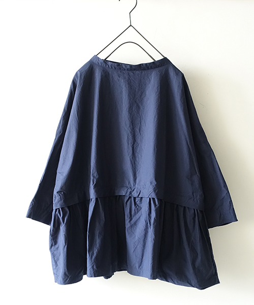 ichi(イチ)の「i c h i コットンタイプライター ブラウス(シャツ/ブラウス・レディース・グリーン/ホワイト/ネイビー・ONE SIZE)」の9枚目の写真