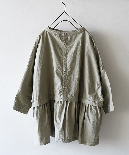 ichi(イチ)の「i c h i コットンタイプライター ブラウス(シャツ/ブラウス・レディース・グリーン/ホワイト/ネイビー・ONE SIZE)」の10枚目の写真