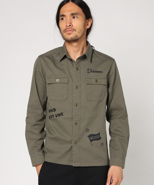 VENCEEXCHANGE(ヴァンスエクスチェンジ)の「刺繍ミリタリーシャツ(シャツ/ブラウス・メンズ・ダークグリーン・LARGE/MEDIUM)」の1枚目の写真
