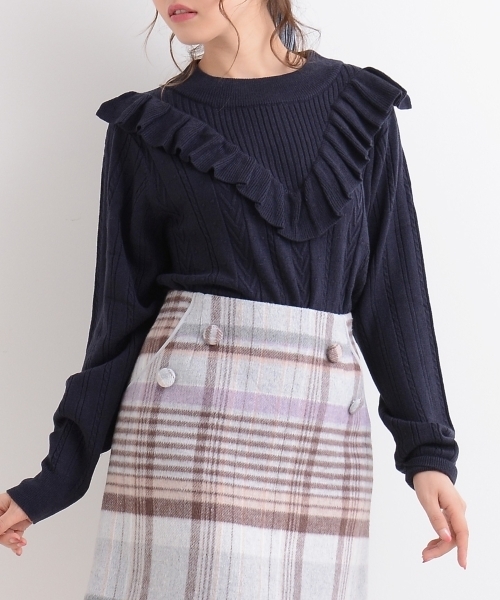 MAJESTIC LEGON(マジェスティックレゴン)の「【WEB限定価格】Vフリルニットプルオーバー(ニット/セーター・レディース・アイボリー/ネイビー/ボルドー/グリーン・MEDIUM)」の15枚目の写真