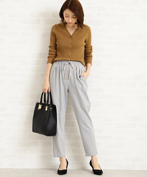 N.（N. Natural Beauty Basic）（エヌエヌナチュラルビューティーベーシック）の「イージーテーパードパンツ（その他パンツ・レディース・グレー/ブラック/ピンク・MEDIUM）」の6枚目の写真