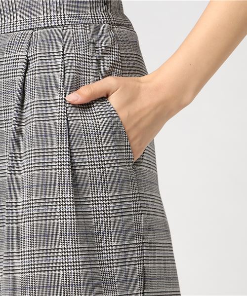 un dix cors(アンディコール)の「NEWツータックチェックワイドパンツ(その他パンツ・レディース・ブラック/ブラウン・38/36)」の4枚目の写真