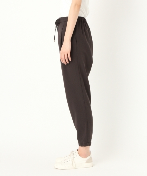 niko and...（ニコアンド）の「オリジナルTRPUテーパー裾ゴムパンツ（その他パンツ・レディース・チャコール/カーキ/ピンク/ブラック・4/2/3）」の11枚目の写真