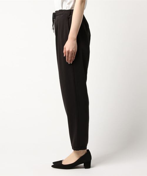 niko and...（ニコアンド）の「オリジナルTRPUテーパー裾ゴムパンツ（その他パンツ・レディース・チャコール/カーキ/ピンク/ブラック・4/2/3）」の6枚目の写真