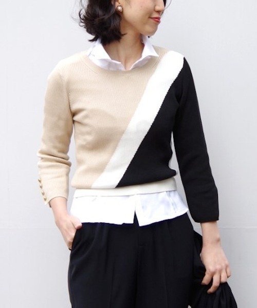 NARACAMICIE（ナラカミーチェ）の「ブロッキングインターシャプルオーバー長袖ニット（ニット/セーター・レディース・ベージュ/ブルー・LARGE/MEDIUM）」の17枚目の写真