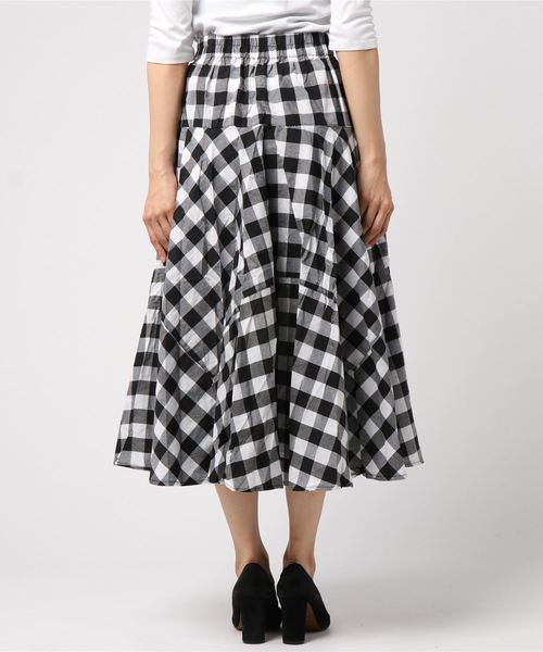 M y u（ミュー）の「ZOZO限定★切替ギンガムチェックスカート（スカート・レディース・ブラック系その他2/ブラック系その他/ブルー系その他2/ブルー系その他・FREE）」の18枚目の写真