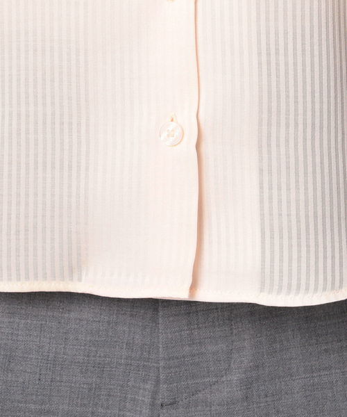 NARACAMICIE（ナラカミーチェ）の「サテンストライプボウタイ長袖ブラウス（シャツ/ブラウス・レディース・ホワイト/ベージュ/ピンク・SMALL/MEDIUM/LARGE）」の8枚目の写真