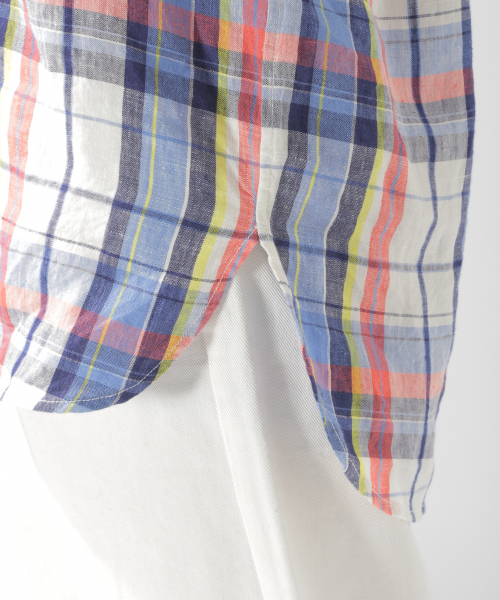 BAYFLOW(ベイフロー)の「リネンチェックシャツ(シャツ/ブラウス・レディース・ホワイト/グリーン/ブルー/ピンク・SMALL/MEDIUM)」の7枚目の写真