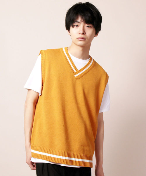 ASTRONOMY（アストロノミー）の「チルデンビッグシルエットニットベスト（ベスト・メンズ・ホワイト/ブラック/グレー/ブラウン/ベージュ/グリーン/ミント/ライトブルー/パープル/イエロー/ピンク/レッド/オレンジ/ネイビー・FREE）」の12枚目の写真