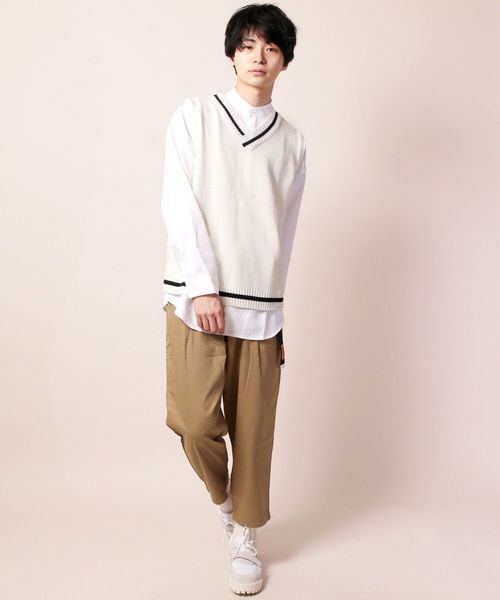 ASTRONOMY（アストロノミー）の「チルデンビッグシルエットニットベスト（ベスト・メンズ・ホワイト/ブラック/グレー/ブラウン/ベージュ/グリーン/ミント/ライトブルー/パープル/イエロー/ピンク/レッド/オレンジ/ネイビー・FREE）」の21枚目の写真