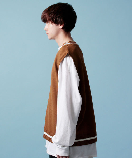 ASTRONOMY（アストロノミー）の「チルデンビッグシルエットニットベスト（ベスト・メンズ・ホワイト/ブラック/グレー/ブラウン/ベージュ/グリーン/ミント/ライトブルー/パープル/イエロー/ピンク/レッド/オレンジ/ネイビー・FREE）」の17枚目の写真
