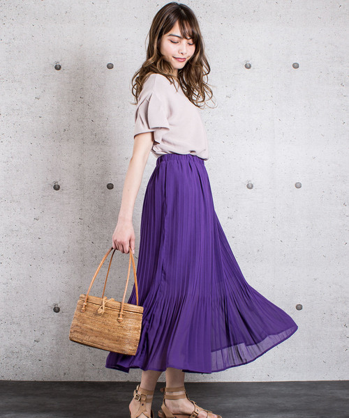 ABITOKYO（アビトーキョー）の「エアリープリーツロングスカート（スカート・レディース・ライトグレー/ブラック/ベージュ/パープル/ネイビー/レッド/ミント/モカ/ブラック系その他/グリーン系その他/レッド系その他/グリーン系その他2/ベージュ系その他/ブラック系その他2・FREE）」の12枚目の写真