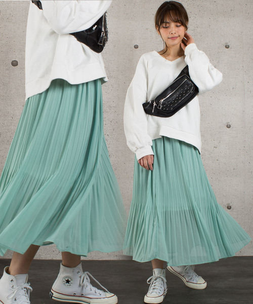 ABITOKYO（アビトーキョー）の「エアリープリーツロングスカート（スカート・レディース・ライトグレー/ブラック/ベージュ/パープル/ネイビー/レッド/ミント/モカ/ブラック系その他/グリーン系その他/レッド系その他/グリーン系その他2/ベージュ系その他/ブラック系その他2・FREE）」の8枚目の写真