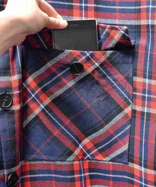 MinoriTY(マイノリティ)の「ポケット付きビッグチェックシャツ(シャツ/ブラウス・メンズ・ネイビー/レッド・M/L)」の12枚目の写真