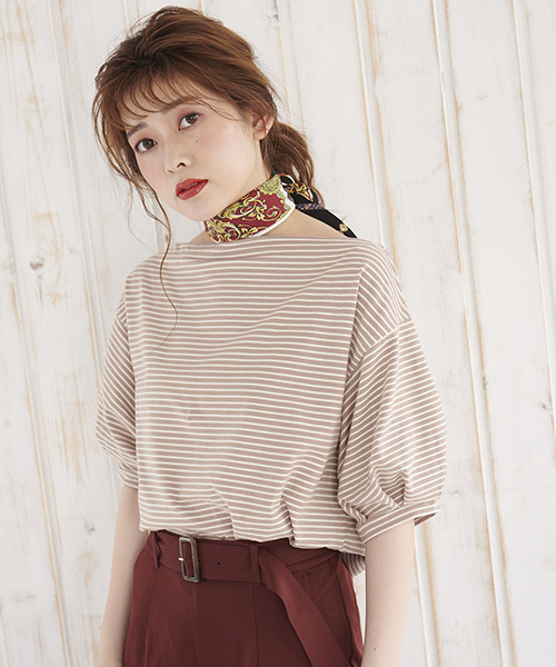 MAJESTIC LEGON（マジェスティックレゴン）の「スカーフセットボートネックＴ（Tシャツ/カットソー・レディース・ベージュ系その他2/オレンジ/ブラウン/ピンクベージュ/ブルー系その他2・MEDIUM）」の3枚目の写真