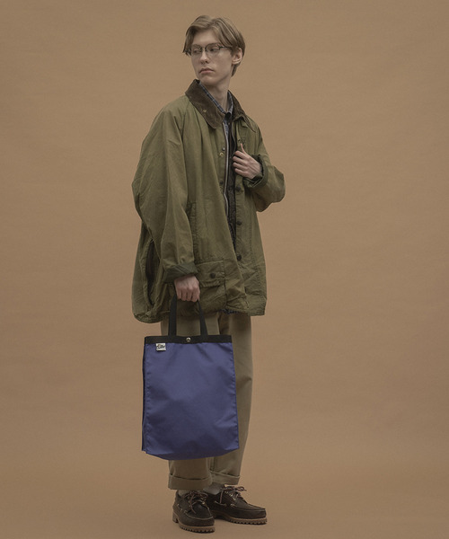 Drifter(ドリフター)の「PAPER BAG TOTE L/ペーパーバッグトート Lサイズ(トートバッグ・レディース・ブラック/ダークブラウン/グレー/タン/レオパード/グリーン系カモフラージュ/その他1/その他2/オレンジ/ケリー/ブラック系その他/ダークグリーン/ゼブラ/ブルー・FREE)」の9枚目の写真