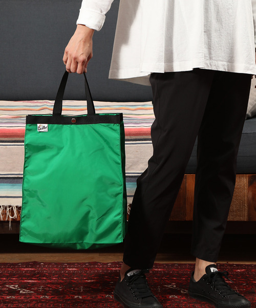 Drifter(ドリフター)の「PAPER BAG TOTE L/ペーパーバッグトート Lサイズ(トートバッグ・レディース・ブラック/ダークブラウン/グレー/タン/レオパード/グリーン系カモフラージュ/その他1/その他2/オレンジ/ケリー/ブラック系その他/ダークグリーン/ゼブラ/ブルー・FREE)」の21枚目の写真