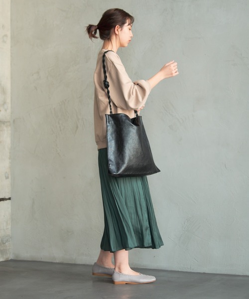 Aunt Marie's（アントマリーズ）の「AUNT MARIE'S バルーン袖スウェット（スウェット・レディース・ホワイト/グレー/モカ/ベージュ・FREE）」の17枚目の写真