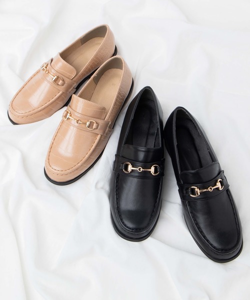 WEGO(ウィゴー)の「WEGO/ビット付きローファー(ローファー・レディース・ブラック/ベージュ・LARGE/MEDIUM)」の3枚目の写真