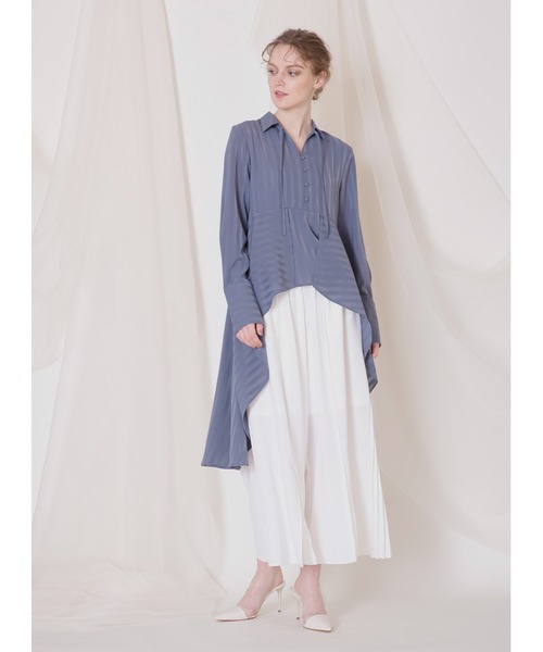 MIELI INVARIANT(ミエリインヴァリアント)の「イレギュラーラウンドブラウス(シャツ/ブラウス・レディース・ブルー/ホワイト・FREE)」の3枚目の写真