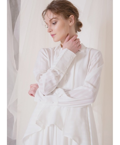 MIELI INVARIANT(ミエリインヴァリアント)の「イレギュラーラウンドブラウス(シャツ/ブラウス・レディース・ブルー/ホワイト・FREE)」の10枚目の写真