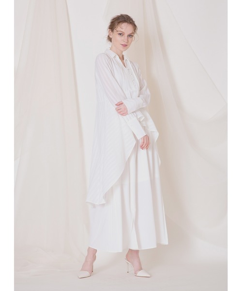 MIELI INVARIANT(ミエリインヴァリアント)の「イレギュラーラウンドブラウス(シャツ/ブラウス・レディース・ブルー/ホワイト・FREE)」の6枚目の写真