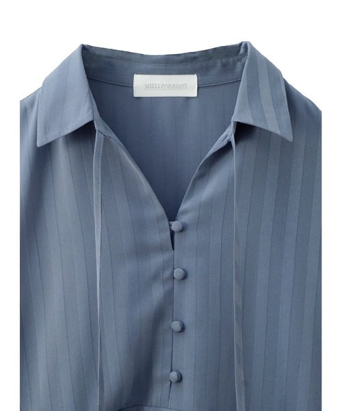 MIELI INVARIANT(ミエリインヴァリアント)の「イレギュラーラウンドブラウス(シャツ/ブラウス・レディース・ブルー/ホワイト・FREE)」の9枚目の写真