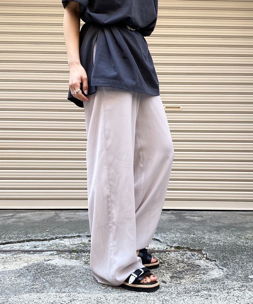 PAGEBOY(ページボーイ)の「シアーヨウリュウパンツ(その他パンツ・レディース・カーキ/パープル/ブラック/グレイッシュベージュ/ワインレッド・FREE)」の3枚目の写真