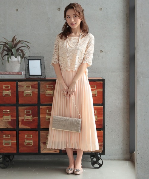 STYLEBLOCK(スタイルブロック)の「プリーツパーティークラッチバッグ(クラッチバッグ・レディース・ブラック/ベージュ/シルバー・FREE)」の9枚目の写真