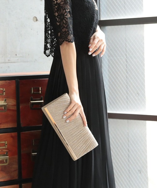STYLEBLOCK(スタイルブロック)の「プリーツパーティークラッチバッグ(クラッチバッグ・レディース・ブラック/ベージュ/シルバー・FREE)」の10枚目の写真