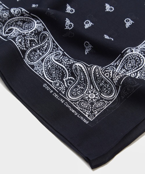 DELUXE（デラックス）の「NIGHT FOG（ストール/ショール・メンズ・ベージュ/ブラック・FREE）」の5枚目の写真