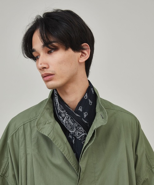 DELUXE（デラックス）の「NIGHT FOG（ストール/ショール・メンズ・ベージュ/ブラック・FREE）」の4枚目の写真