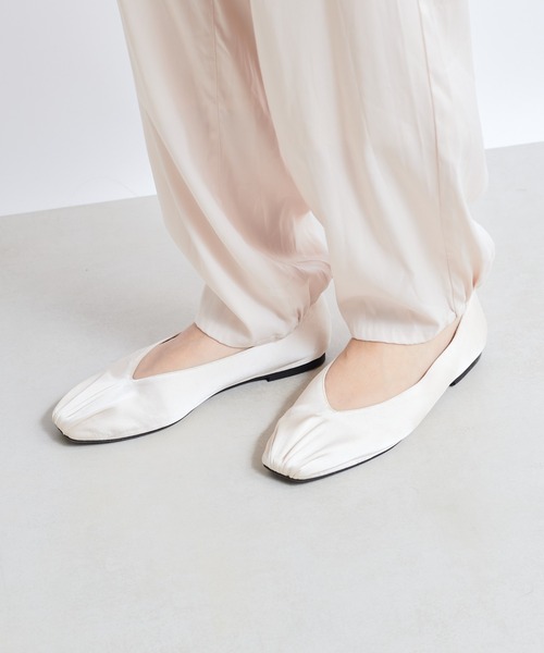 DouDou（ドゥドゥ）の「サテンバレエシューズ（バレエシューズ・レディース・キナリ/ブラック/ベージュ・S/M/L）」の9枚目の写真