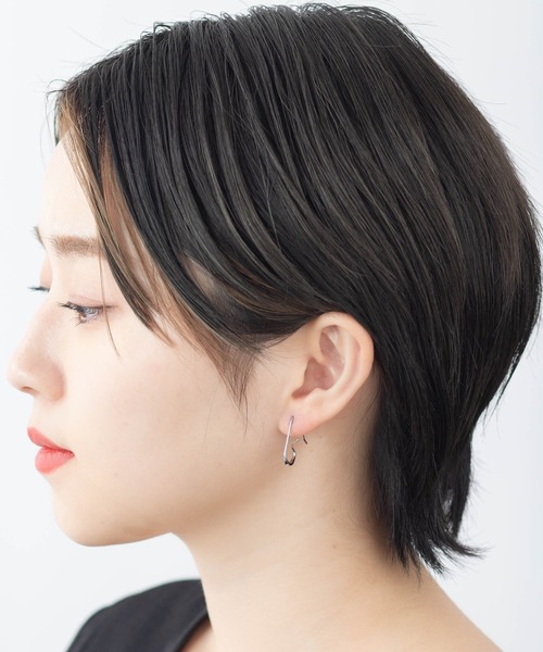 SALON（サロン）の「プランプスモールピアス 日本製 ニッケルフリー（ピアス（両耳用）・レディース・ゴールド/シルバー/ゴールド系その他/シルバー系その他・FREE）」の3枚目の写真