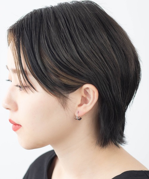 SALON（サロン）の「プランプスモールピアス 日本製 ニッケルフリー（ピアス（両耳用）・レディース・ゴールド/シルバー/ゴールド系その他/シルバー系その他・FREE）」の2枚目の写真
