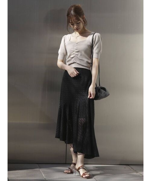 dazzlin（ダズリン）の「スロープラインレーススカート（スカート・レディース・ブラック/グレー/オフホワイト/グリーン・FREE）」の8枚目の写真