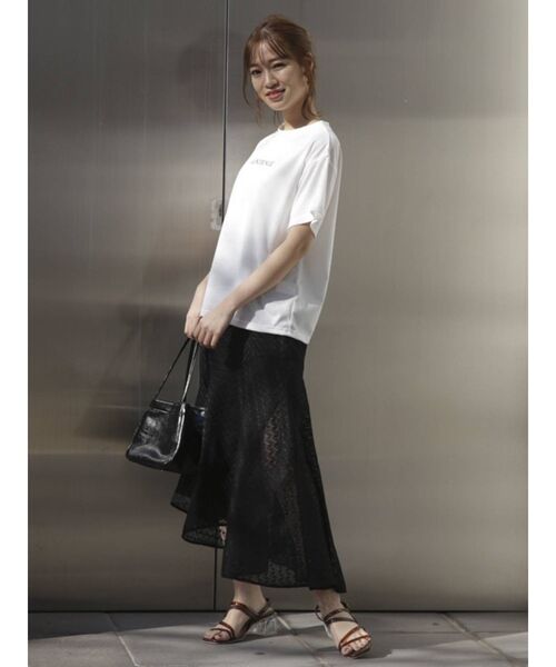 dazzlin（ダズリン）の「スロープラインレーススカート（スカート・レディース・ブラック/グレー/オフホワイト/グリーン・FREE）」の7枚目の写真