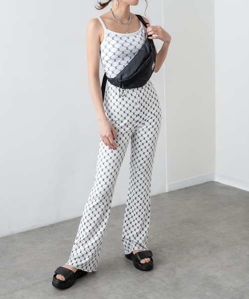 RASVOA(ラスボア)の「モノグラムキャミソール(キャミソール・レディース・ブラック/パープル/ブラウン/オフホワイト・FREE)」の15枚目の写真