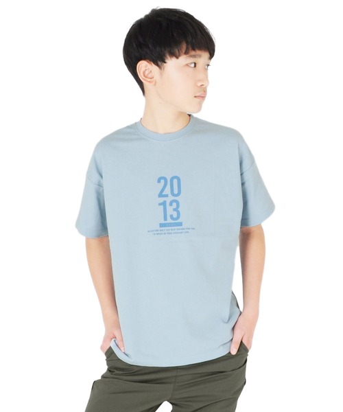 GLAZOS（グラソス）の「天竺・ドロップショルダーナンバープリント半袖Tシャツ（Tシャツ/カットソー・キッズ・ホワイト/イエロー/ライトブルー・140cm/150cm/130cm/170cm/160cm）」の2枚目の写真