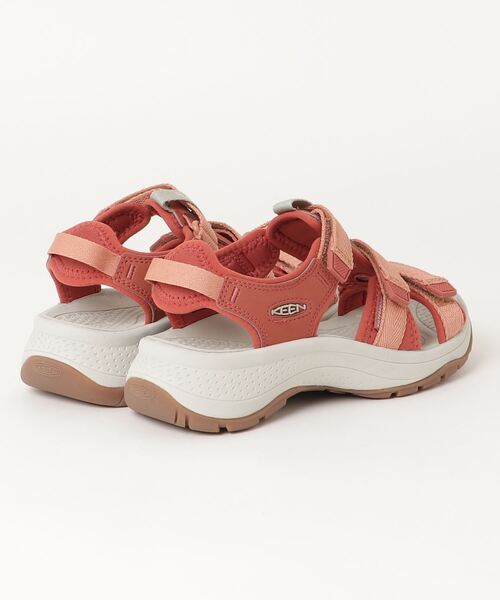 KEEN（キーン）の「ASTORIA WEST OPEN TOE / アストリア