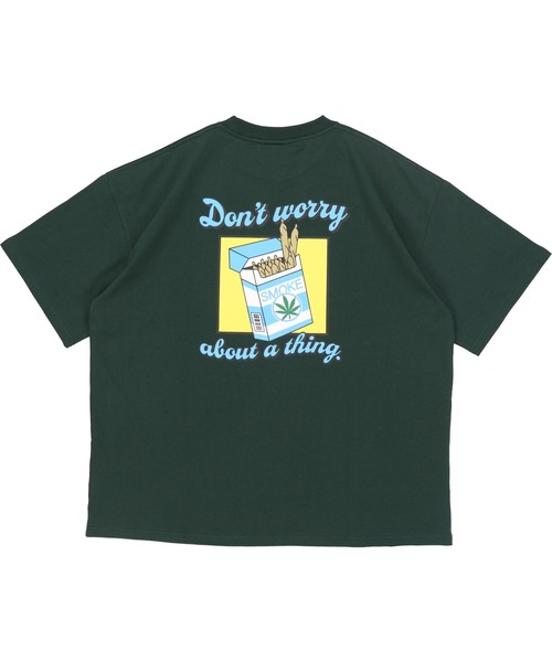 SPINNS（スピンズ）の「【ゆったりシルエット】SMOKEバックプリント半袖Tシャツ（Tシャツ/カットソー・メンズ・ホワイト/ブラック/ダークグリーン/ダークブルー/スミクロ・ONESIZE）」の22枚目の写真