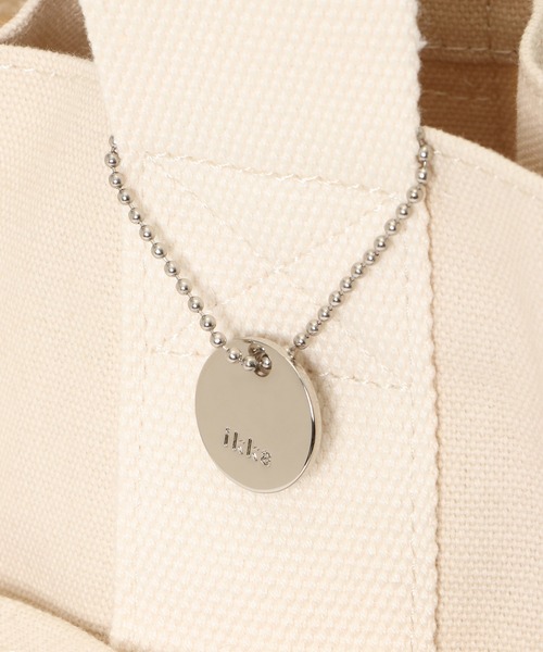 ikka（イッカ）の「帆布サイドBIGポケットトートバッグ（トートバッグ・レディース・ブラック/ベージュ/オフホワイト/オリーブ・FREE）」の11枚目の写真