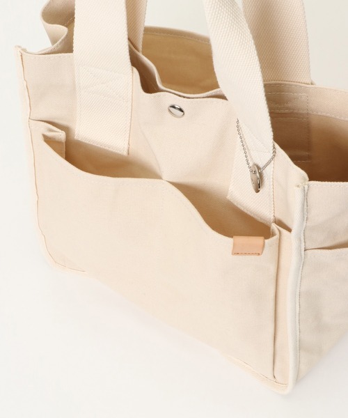 裏地までかわいく！ポケットいっぱい帆布のトートバッグ 裏地までかわいく！ポケットいっぱい帆布のトートバッグ