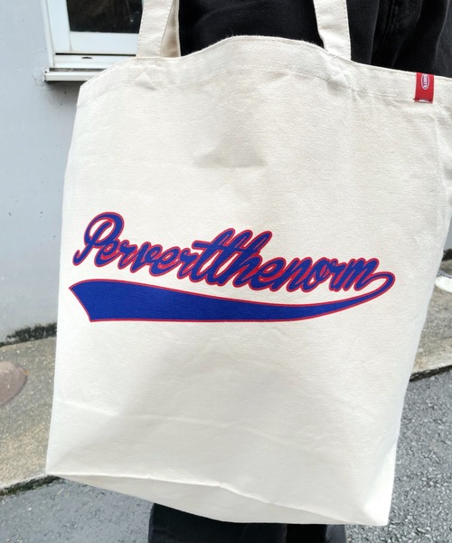 WHO'S WHO gallery（フーズフーギャラリー）の「【KOOKY'N/クーキー】スタジアムトート（トートバッグ・メンズ・ホワイト/ブラック/グリーン/ブルー/イエロー/レッド・FREE）」の11枚目の写真